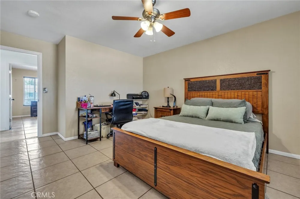 11201 58th Jurupa Valley, CA 91752