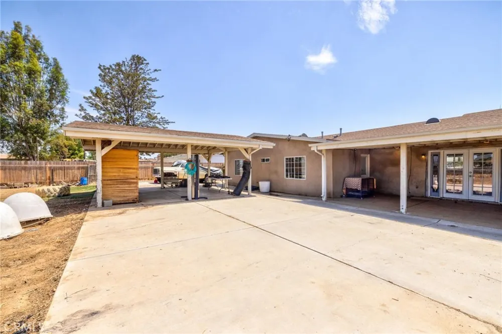 11201 58th Jurupa Valley, CA 91752