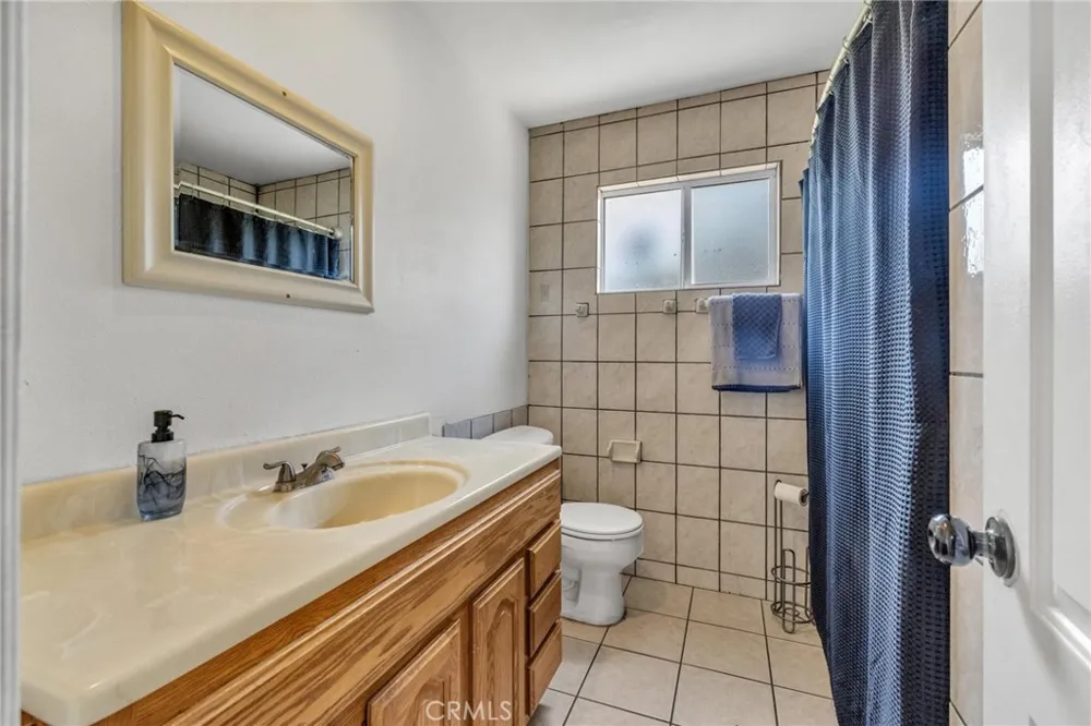 11201 58th Jurupa Valley, CA 91752