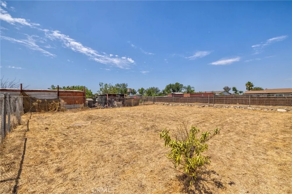 11201 58th Jurupa Valley, CA 91752
