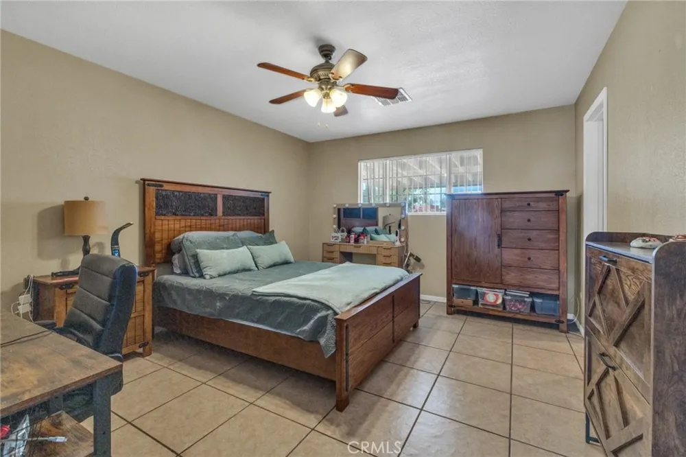 11201 58th Jurupa Valley, CA 91752