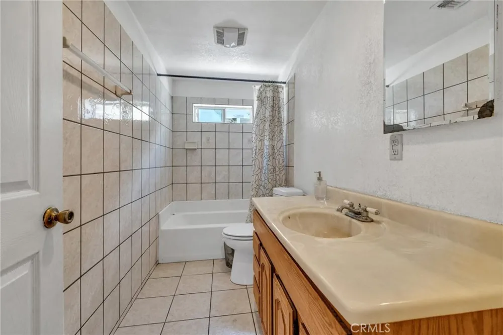 11201 58th Jurupa Valley, CA 91752