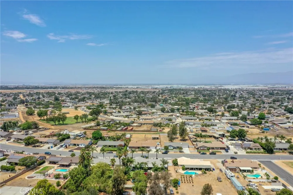 11201 58th Jurupa Valley, CA 91752