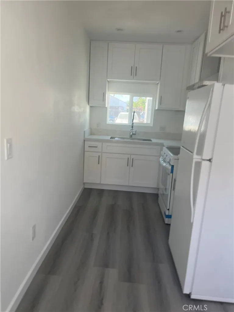 1387 Holt Ave Pomona, CA 91768