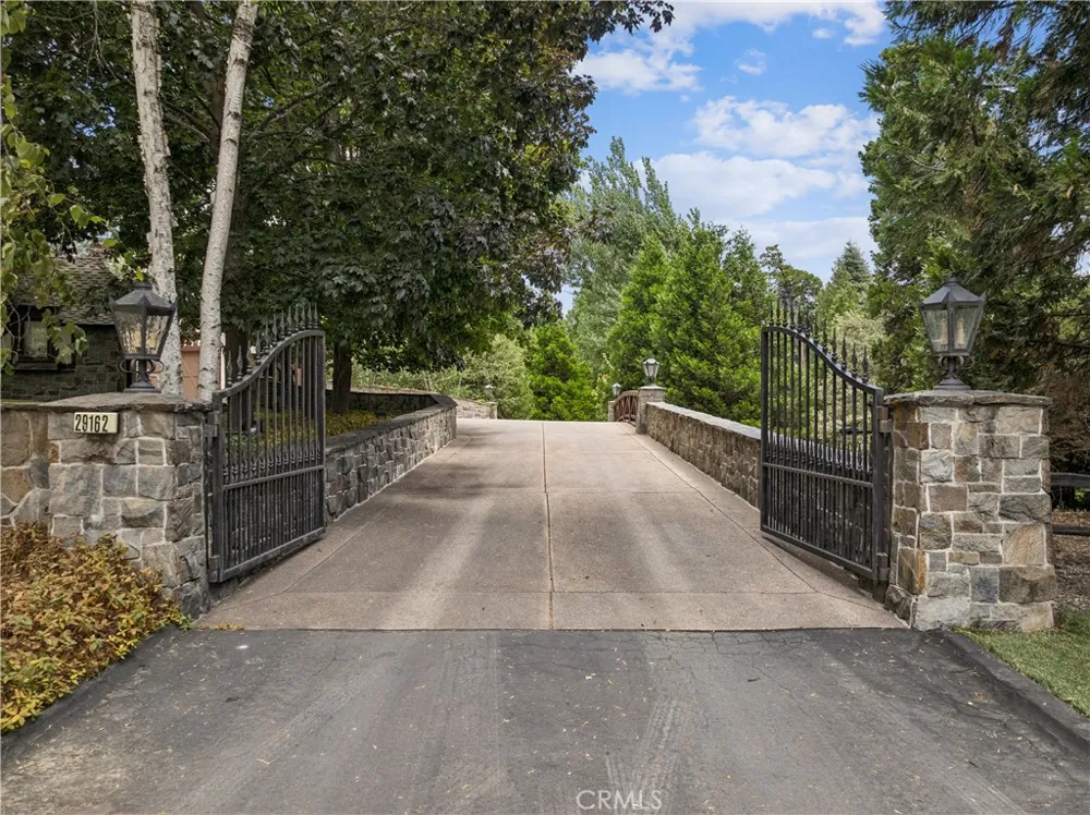 29162 Bald Eagle Ridge Lake Arrowhead, CA 92352