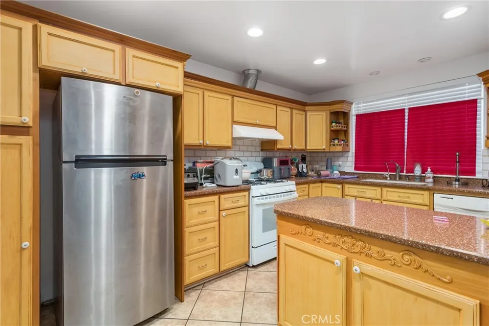 640 W 31st Street San Bernardino, CA 92405
