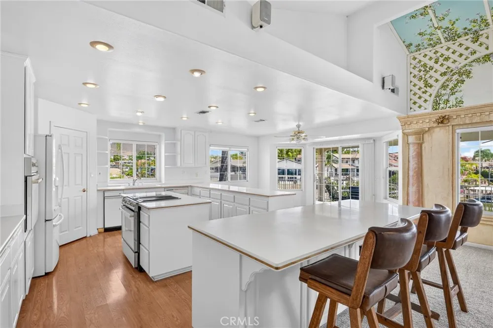 30579 Seahorse Circle Canyon Lake, CA 92587