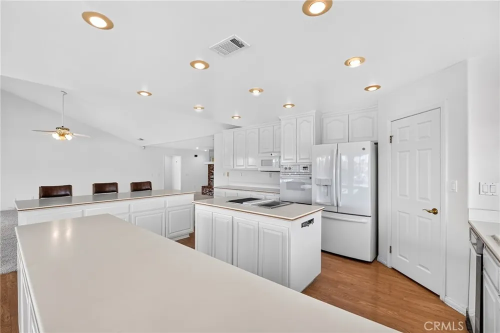 30579 Seahorse Circle Canyon Lake, CA 92587