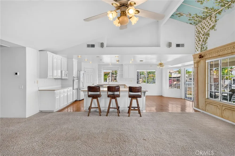 30579 Seahorse Circle Canyon Lake, CA 92587