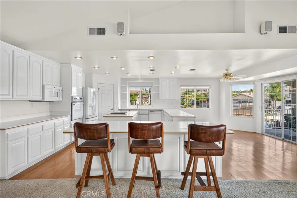 30579 Seahorse Circle Canyon Lake, CA 92587