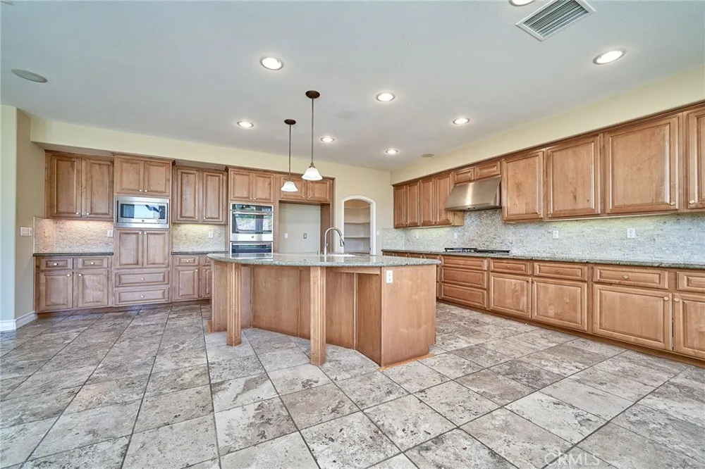 7870 Sanctuary Corona, CA 92883