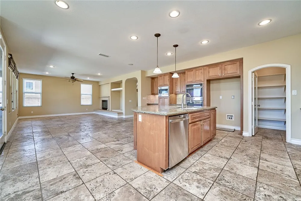 7870 Sanctuary Corona, CA 92883
