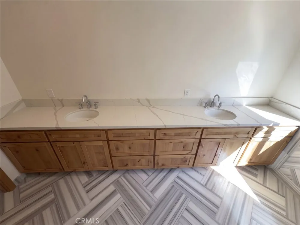 26875 Modoc Lane Lake Arrowhead, CA 92352