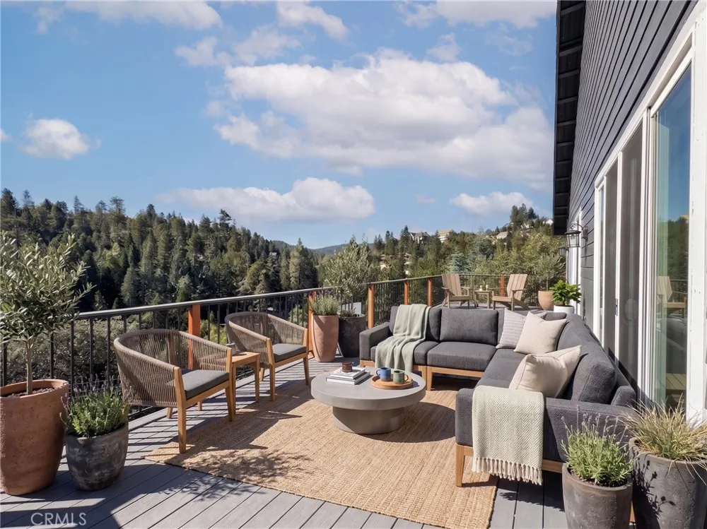 26875 Modoc Lane Lake Arrowhead, CA 92352