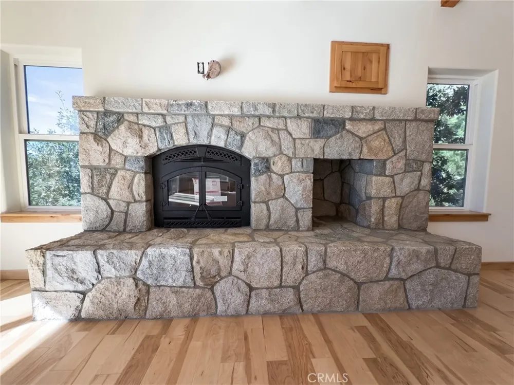 26875 Modoc Lane Lake Arrowhead, CA 92352