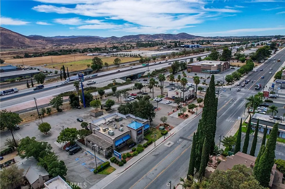 663 W Ramsey Banning, CA 92220