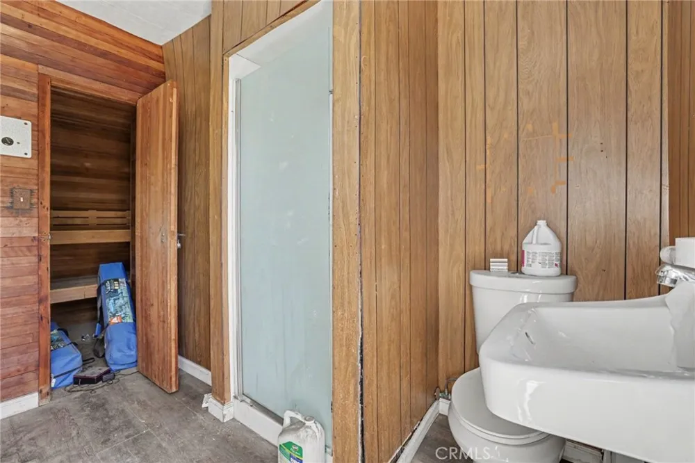 21 E Emerson Avenue Tracy, CA 95376
