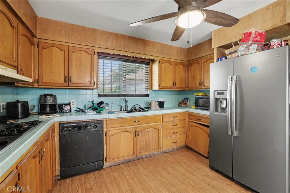 21 E Emerson Avenue Tracy, CA 95376