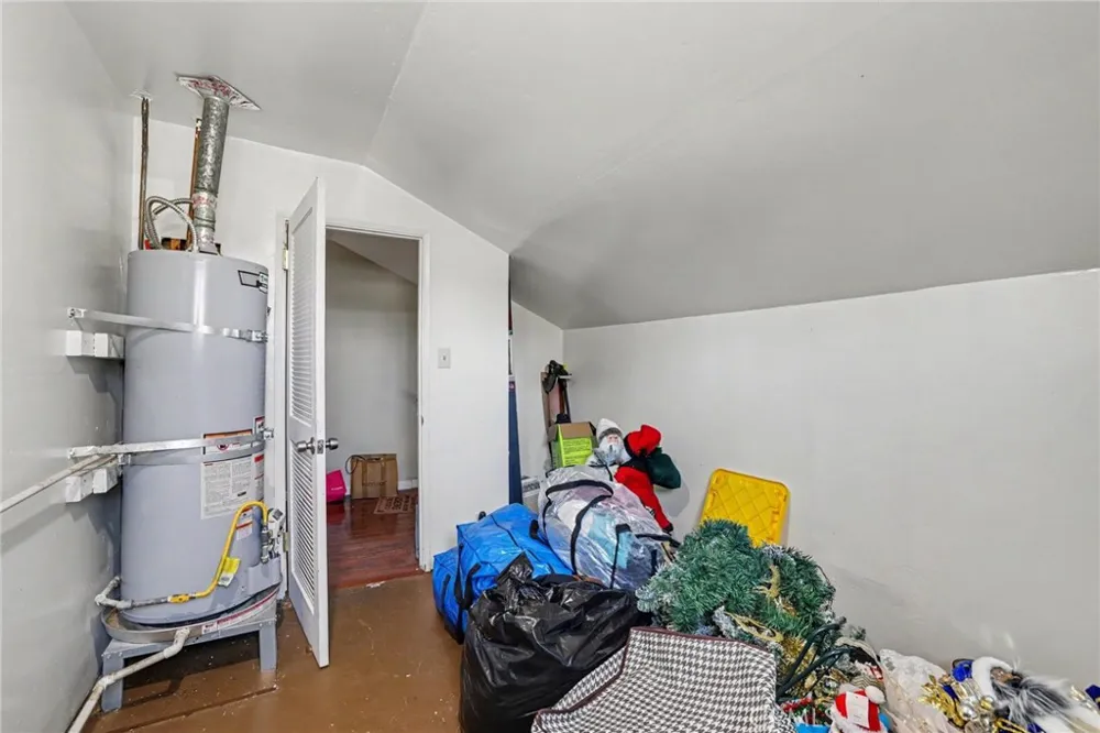 21 E Emerson Avenue Tracy, CA 95376