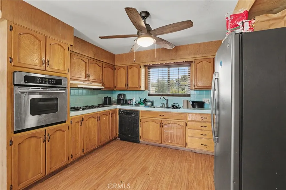 21 E Emerson Avenue Tracy, CA 95376