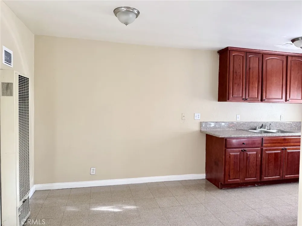 4830 Canoga Street #H Montclair, CA 91763