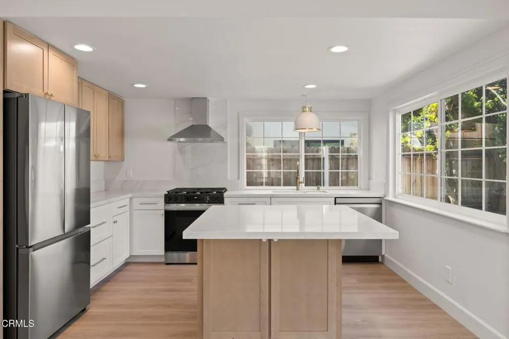 609 Cayo Grande Court Newbury Park, CA 91320