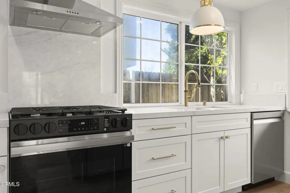 609 Cayo Grande Court Newbury Park, CA 91320