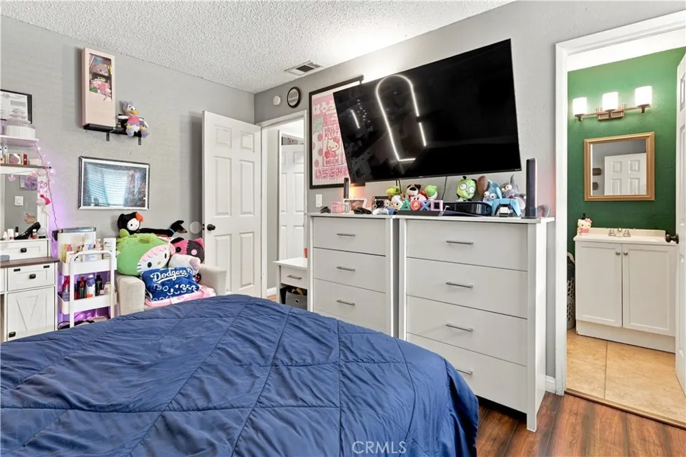 479 W 12th Perris, CA 92570