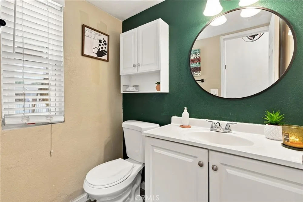 479 W 12th Perris, CA 92570