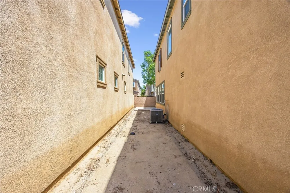 2873 E Via Terrano Ontario, CA 91764
