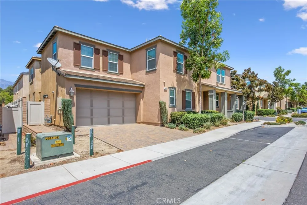 2873 E Via Terrano Ontario, CA 91764