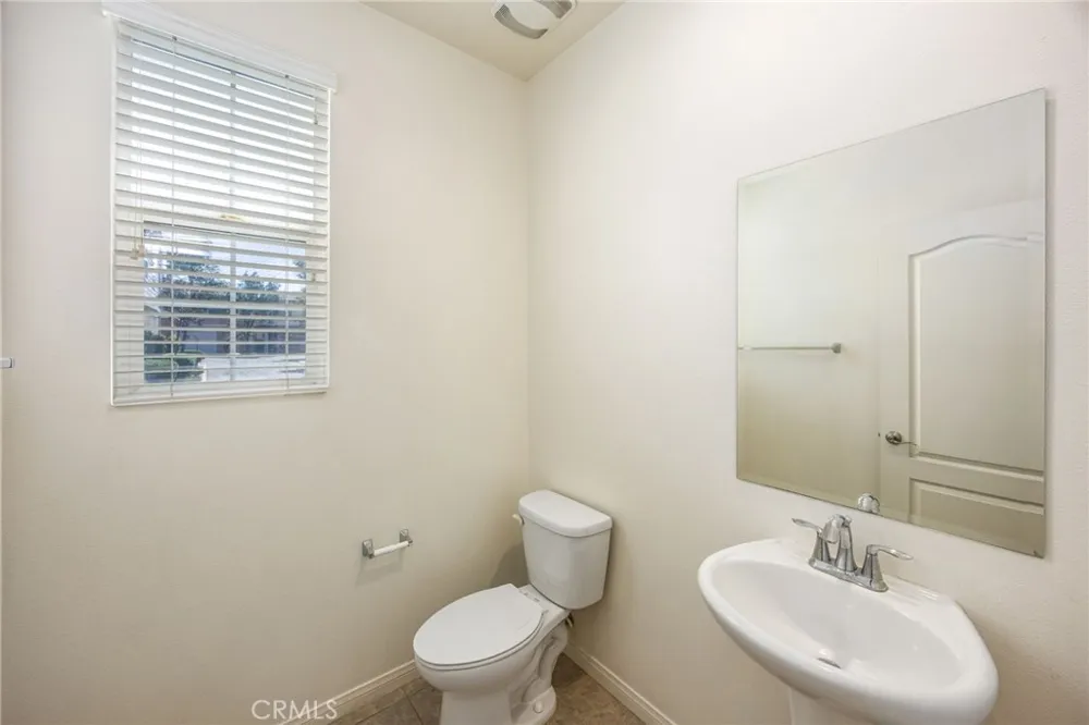 2873 E Via Terrano Ontario, CA 91764