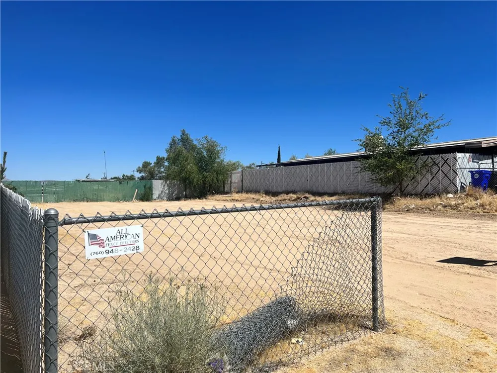 14005 Victoria Drive Victorville, CA 92395