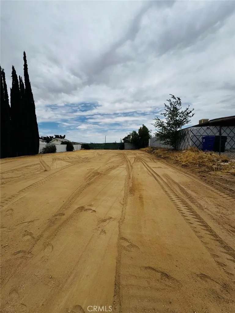 14005 Victoria Drive Victorville, CA 92395