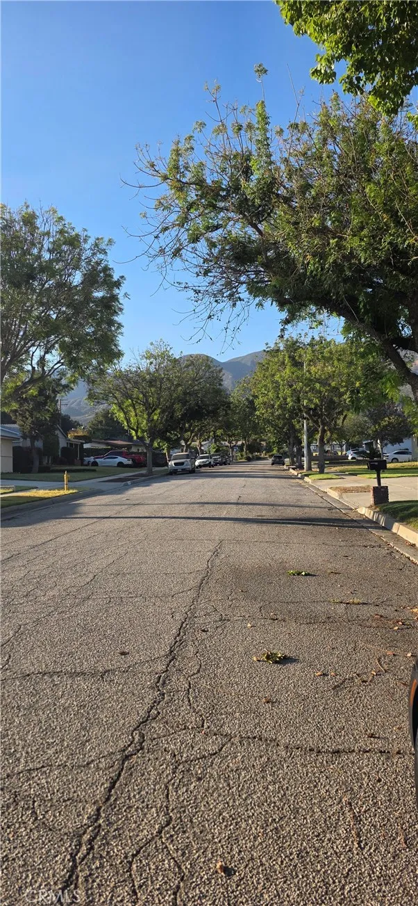 5035 Berkeley Avenue San Bernardino, CA 92407