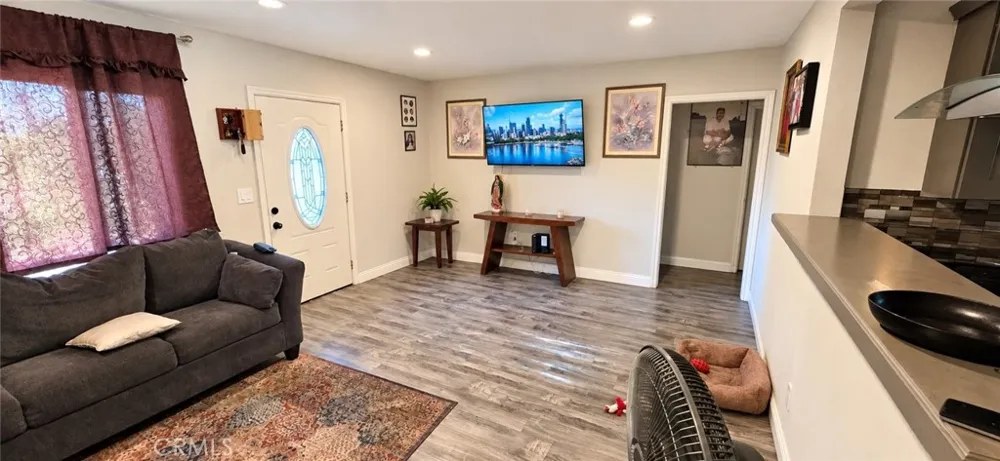 5035 Berkeley Avenue San Bernardino, CA 92407