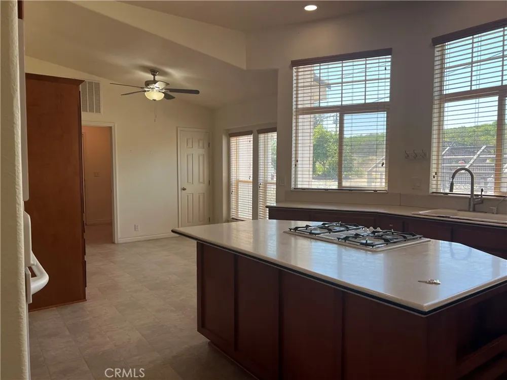 17288 Mcallister Parkway Riverside, CA 92503