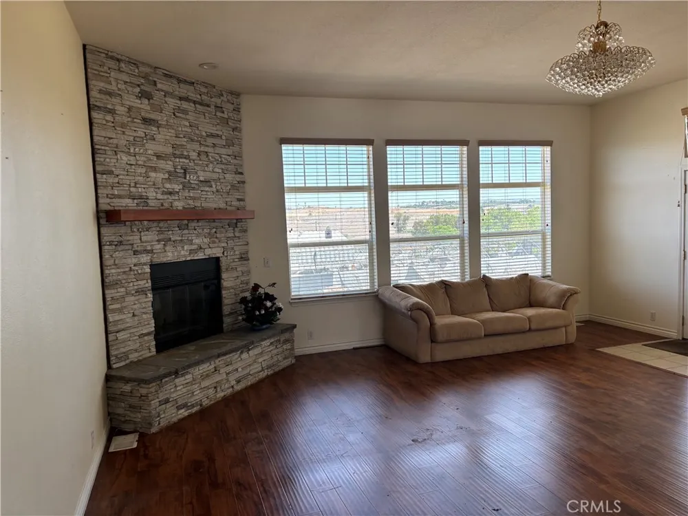 17288 Mcallister Parkway Riverside, CA 92503