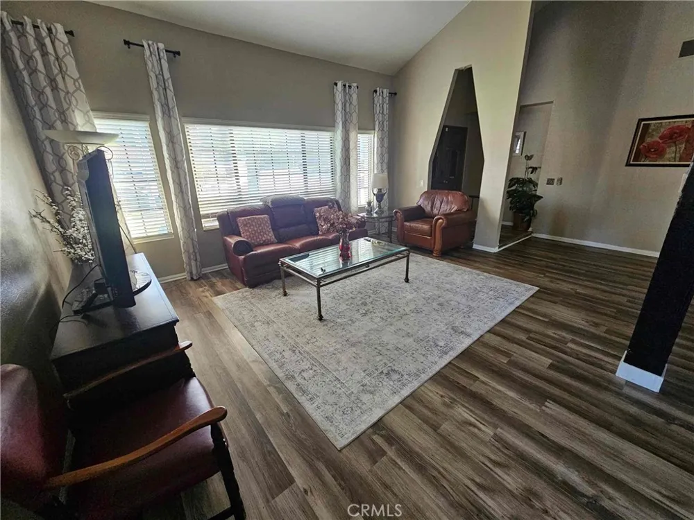 1045 Monte Vista Riverside, CA 92507