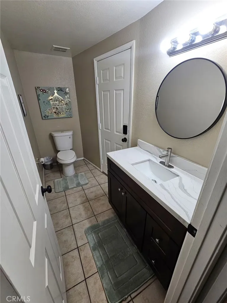 1045 Monte Vista Riverside, CA 92507