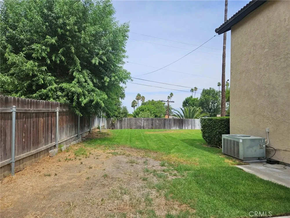 1045 Monte Vista Riverside, CA 92507