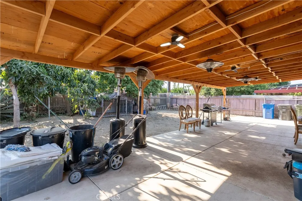 1646 S Monterey Ontario, CA 91761