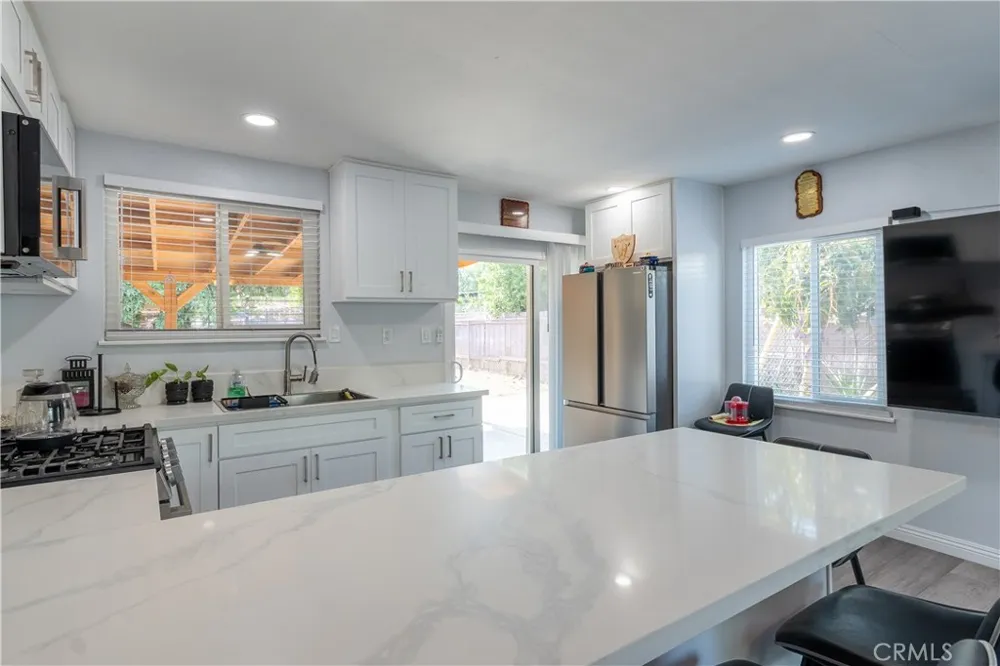 1646 S Monterey Ontario, CA 91761