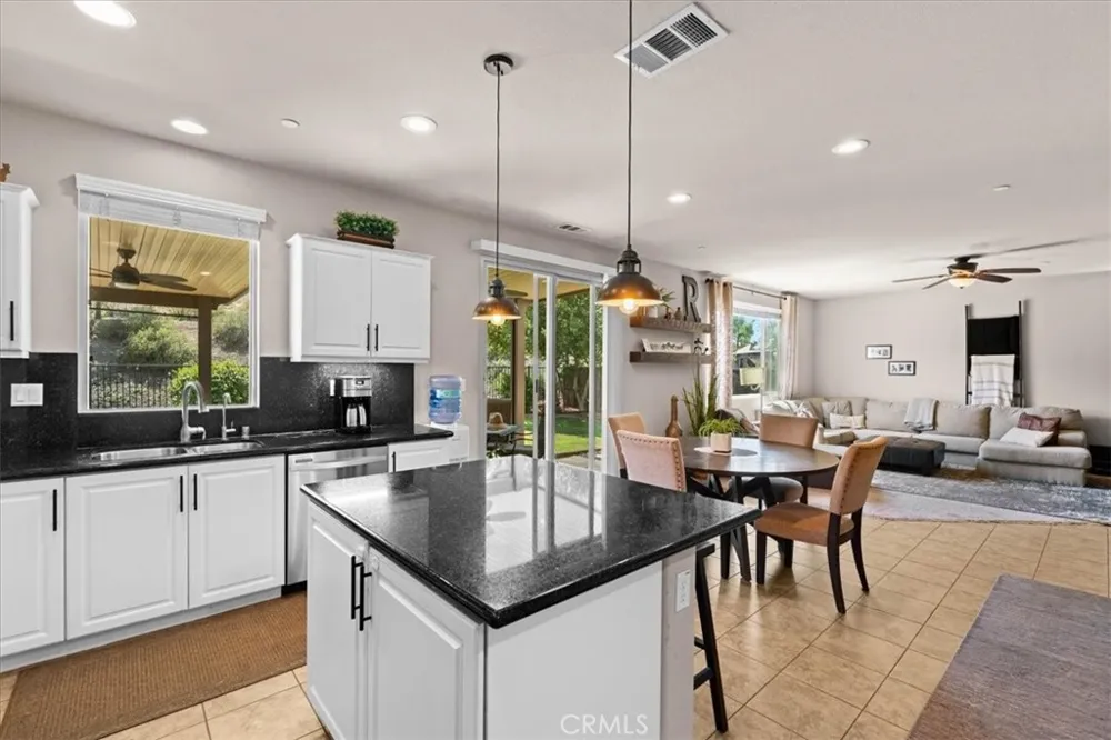 30865 Oak Knoll Drive Menifee, CA 92584