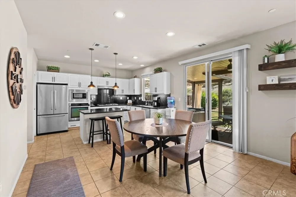30865 Oak Knoll Drive Menifee, CA 92584