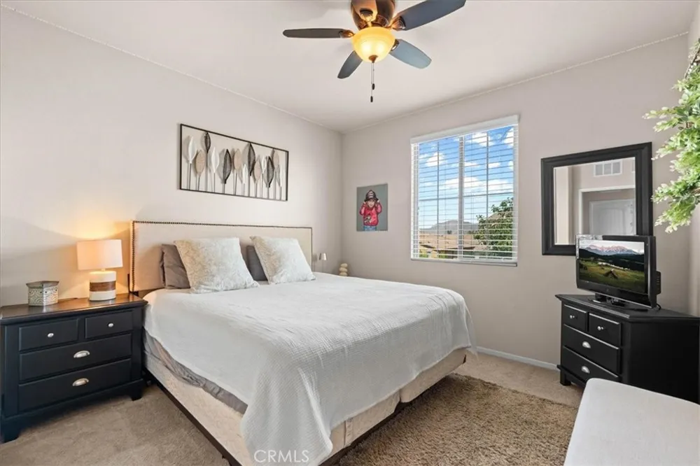 30865 Oak Knoll Drive Menifee, CA 92584
