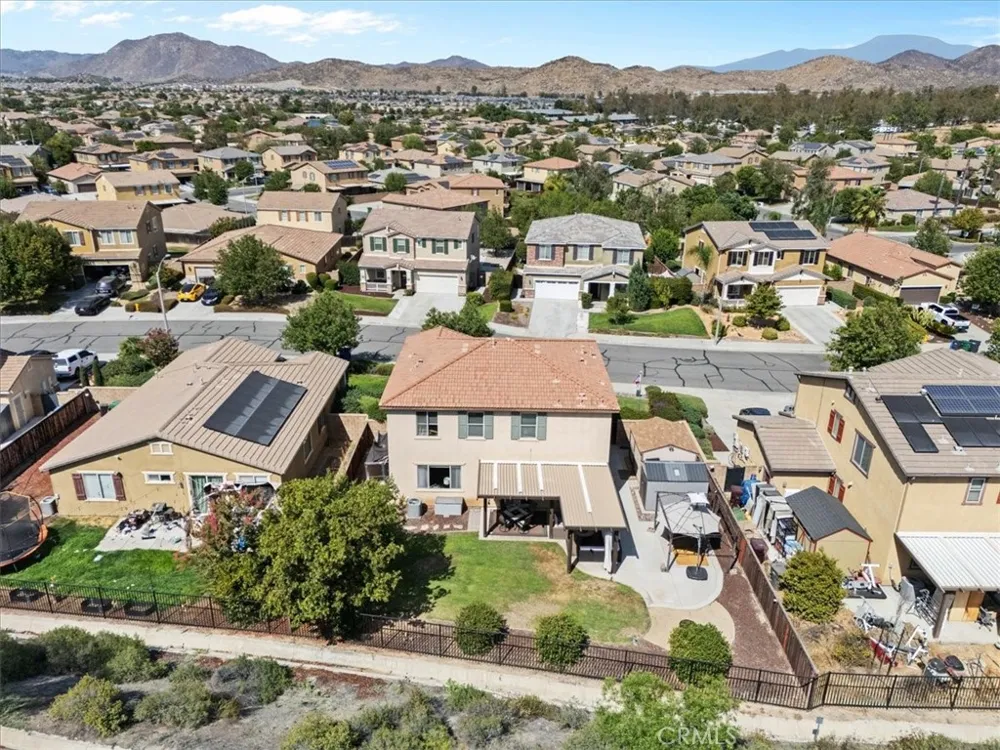 30865 Oak Knoll Drive Menifee, CA 92584