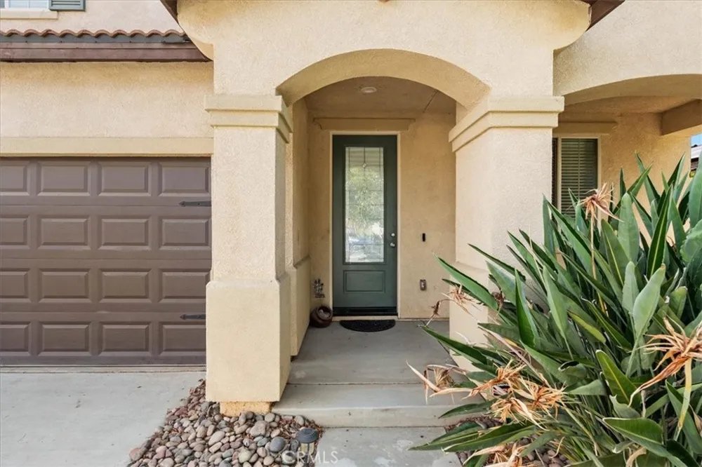 30865 Oak Knoll Drive Menifee, CA 92584