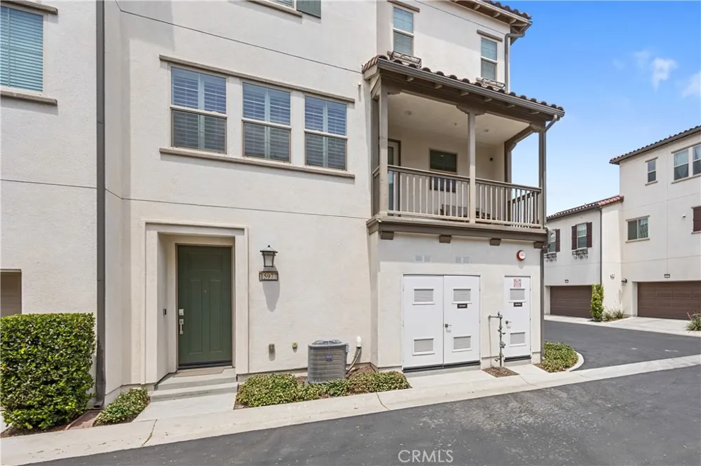 15977 Main Chino, CA 91708