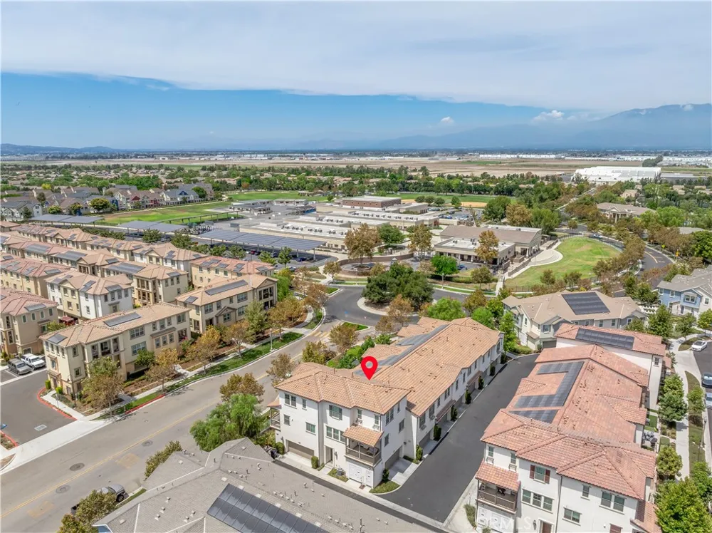 15977 Main Chino, CA 91708